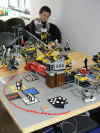 bb04robot11.jpg (81017 Byte)