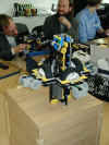 iss_twist1.jpg (67752 Byte)